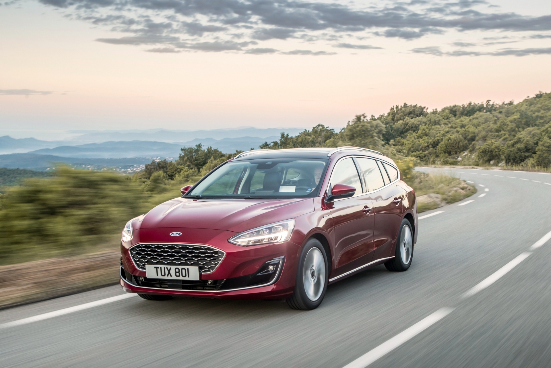 Аренда Ford Focus Combi в Праге - фото №1